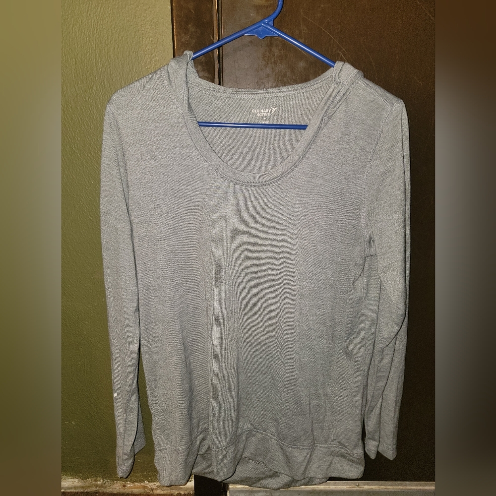 Old navy hoodie t-shirt